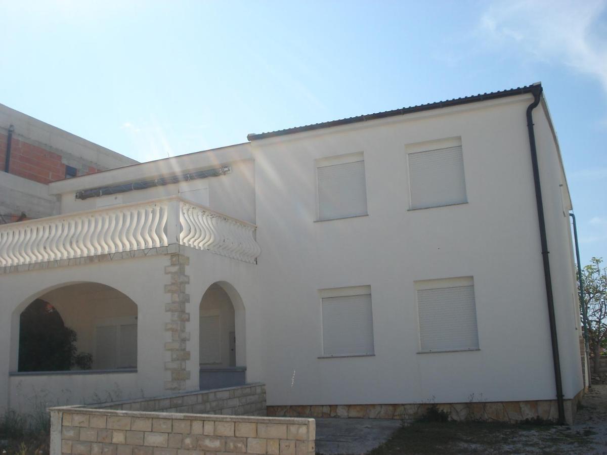 Apartments Zara Vir Exterior foto
